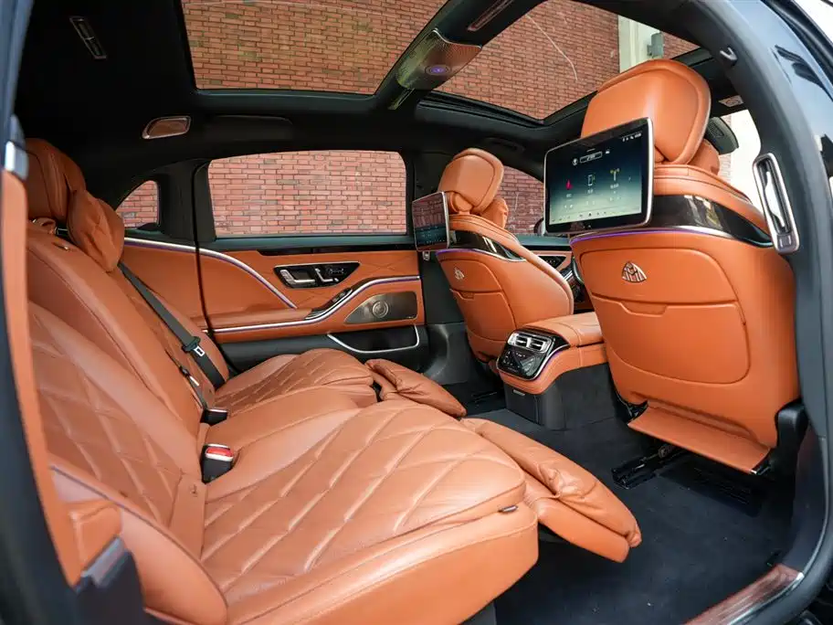 Mercedes-Benz Maybach S-Class 2022 — фото 11