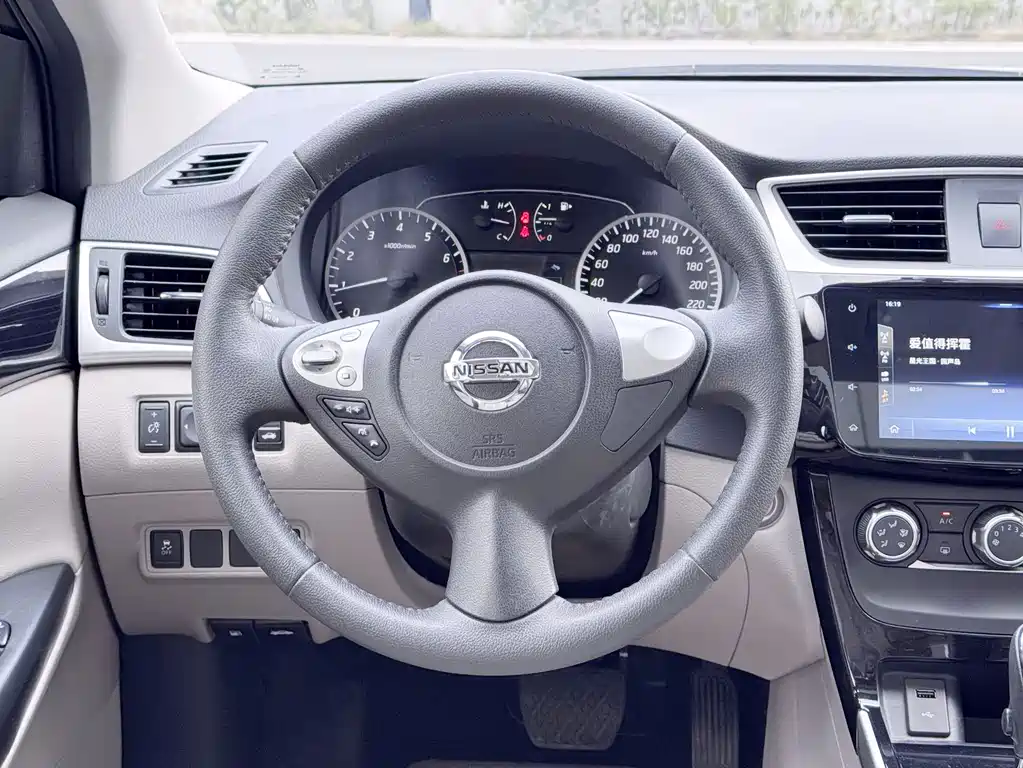 Nissan Sylphy 2019 — фото 14