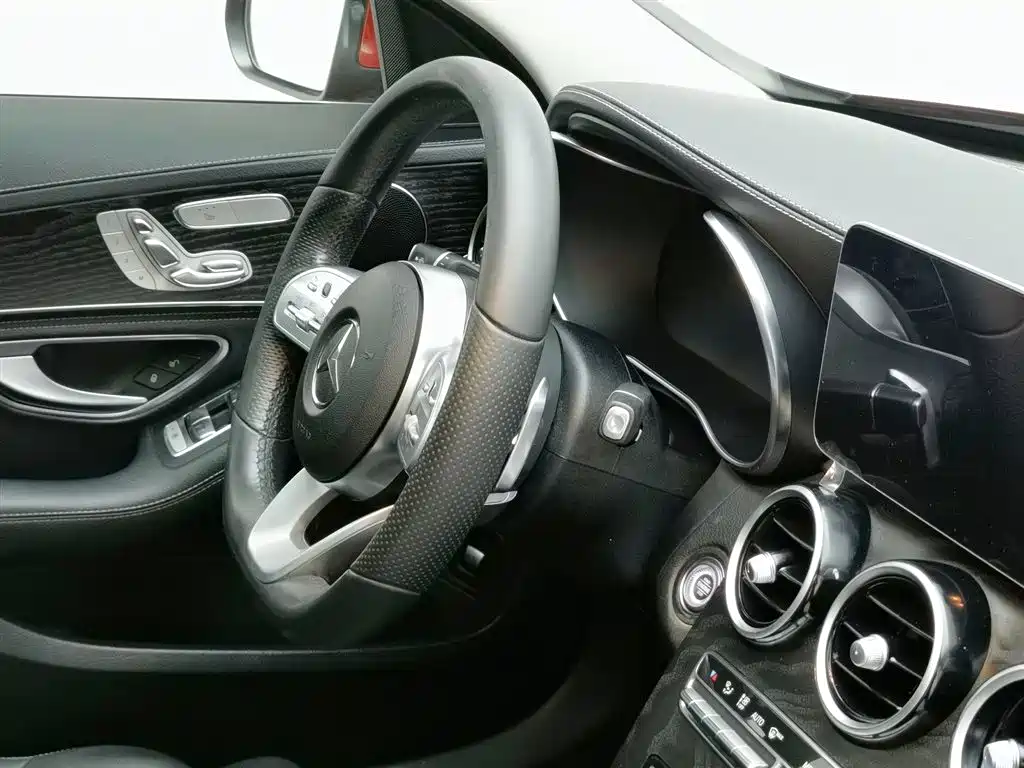 Mercedes-Benz C-Class 2020 — фото 22