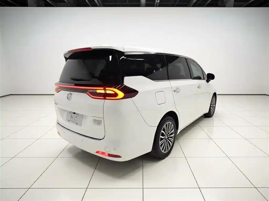 GAC Motor Trumpchi M6 2020 — фото 5