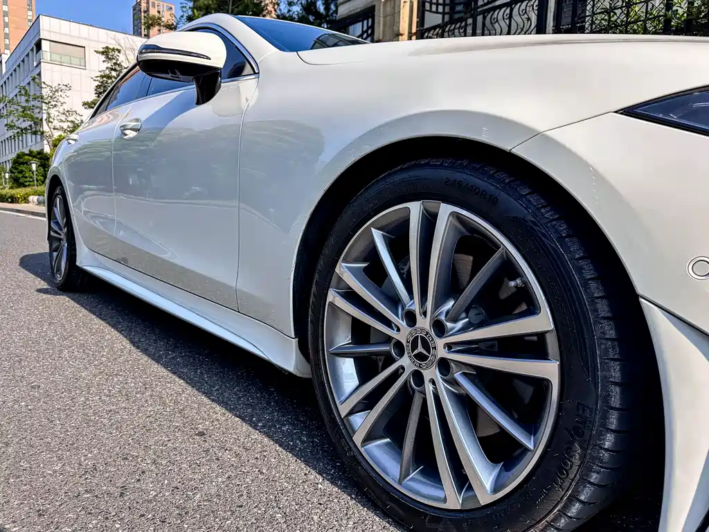Mercedes-Benz CLS 2022 — фото 6