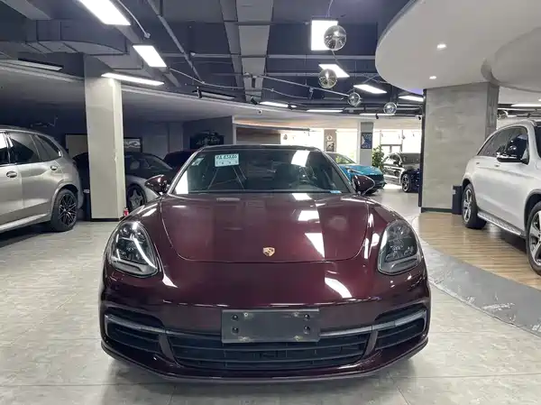 Porsche Panamera 2018