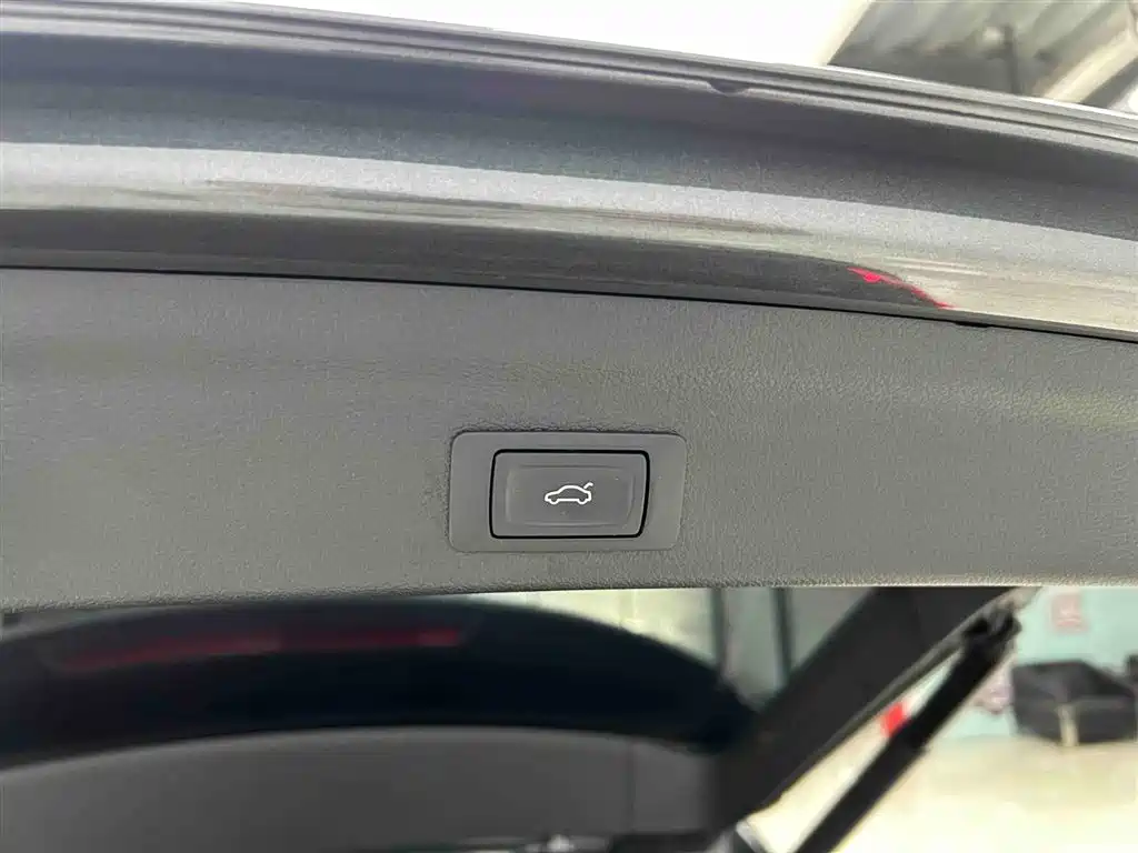 Audi Q3 2022 — фото 17
