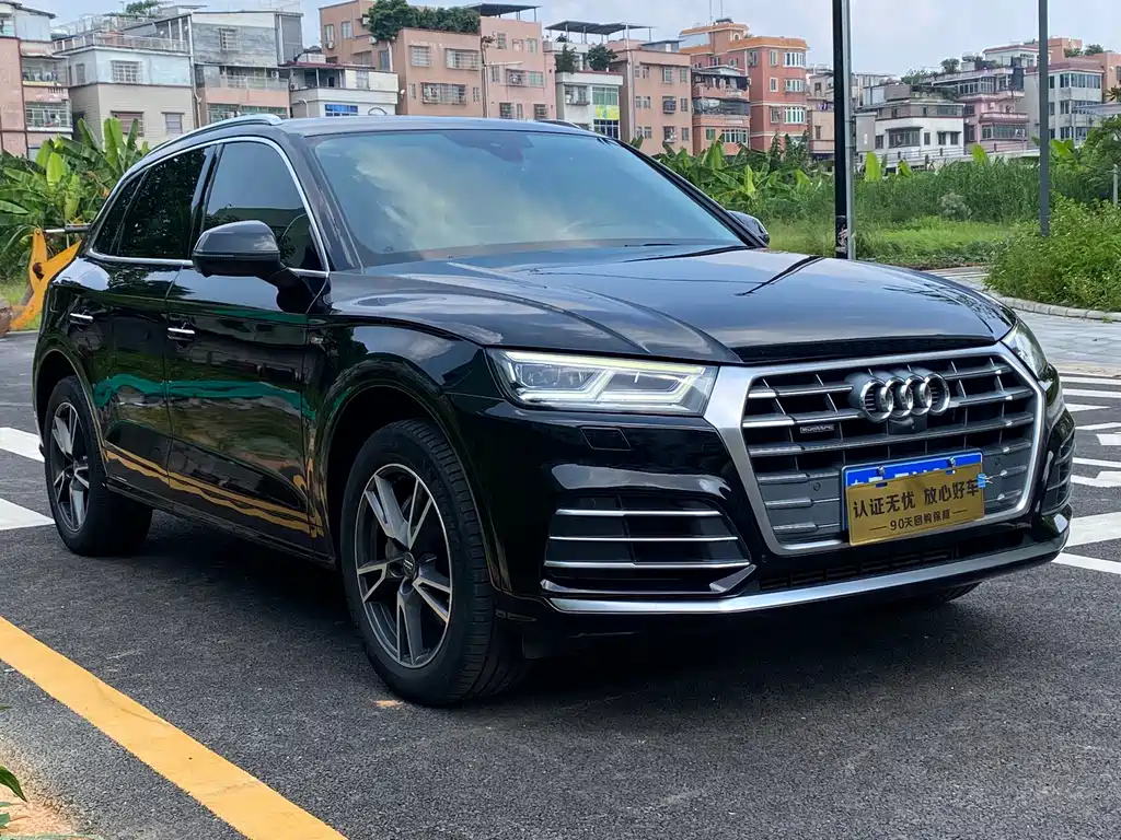 Audi Q5L 2020 — фото 3
