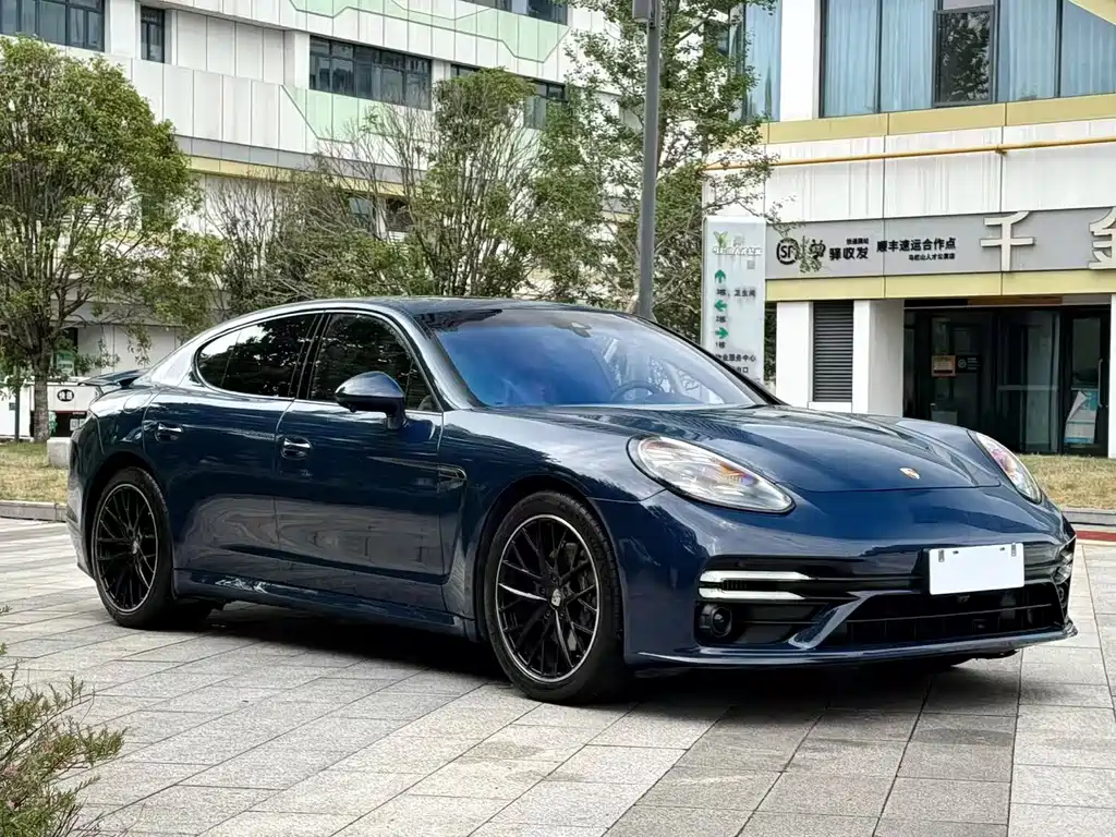 Porsche Panamera 2015 — фото 3