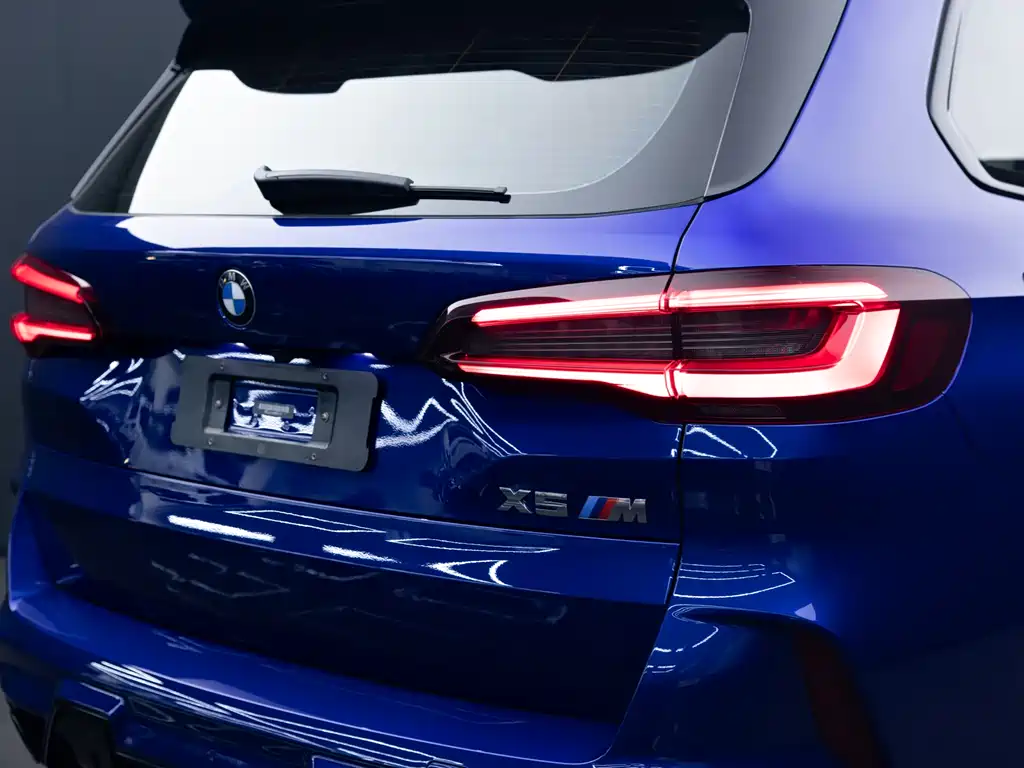 BMW X5 M 2021 — фото 39
