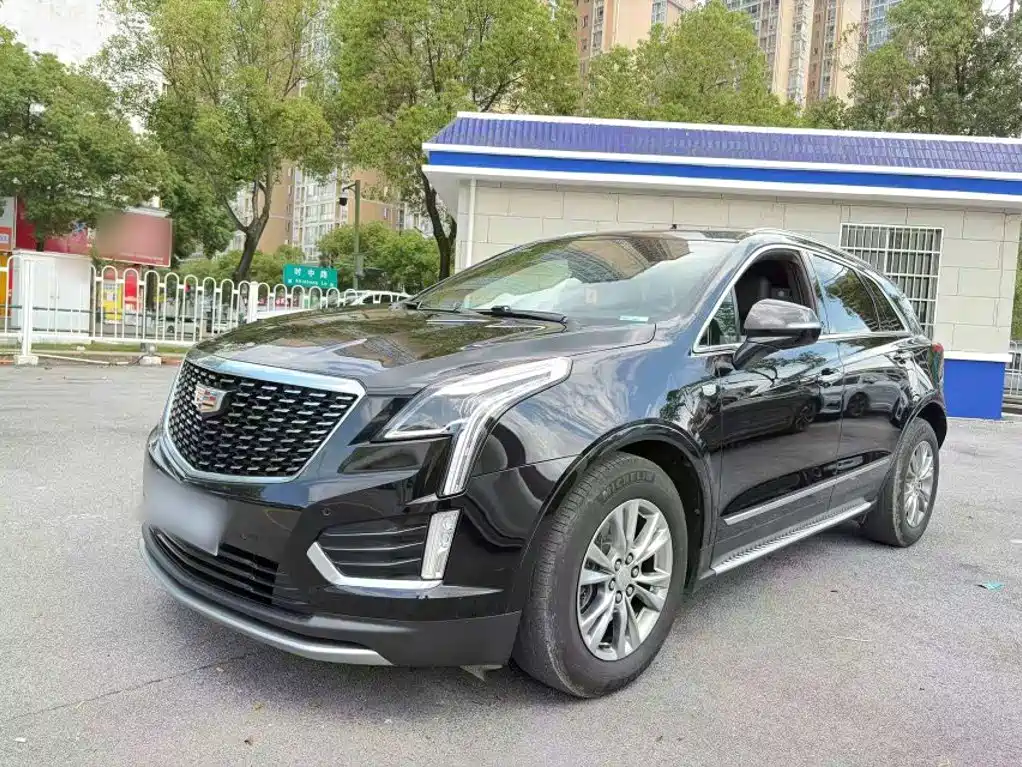 Cadillac XT5 2021 — фото 1