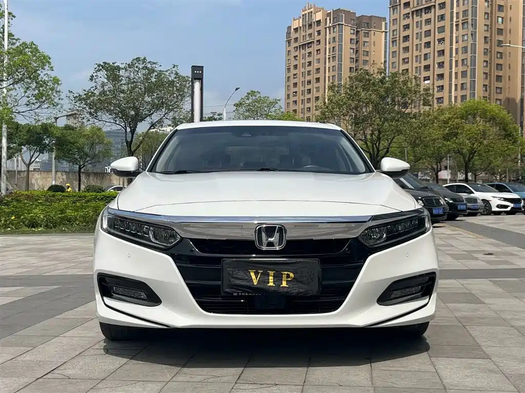 Honda Accord 2019 — фото 2