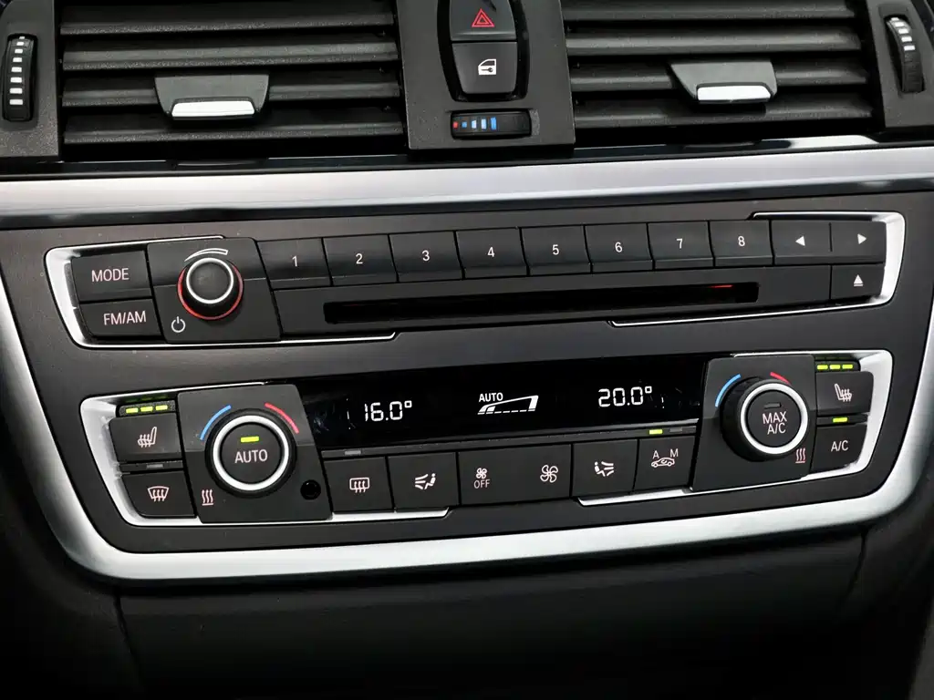 BMW 3 Series GT 2016 — фото 18