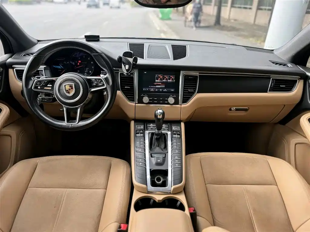 Porsche Macan 2018 — фото 4