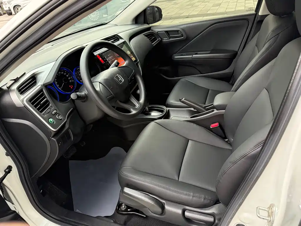Honda City 2018 — фото 10