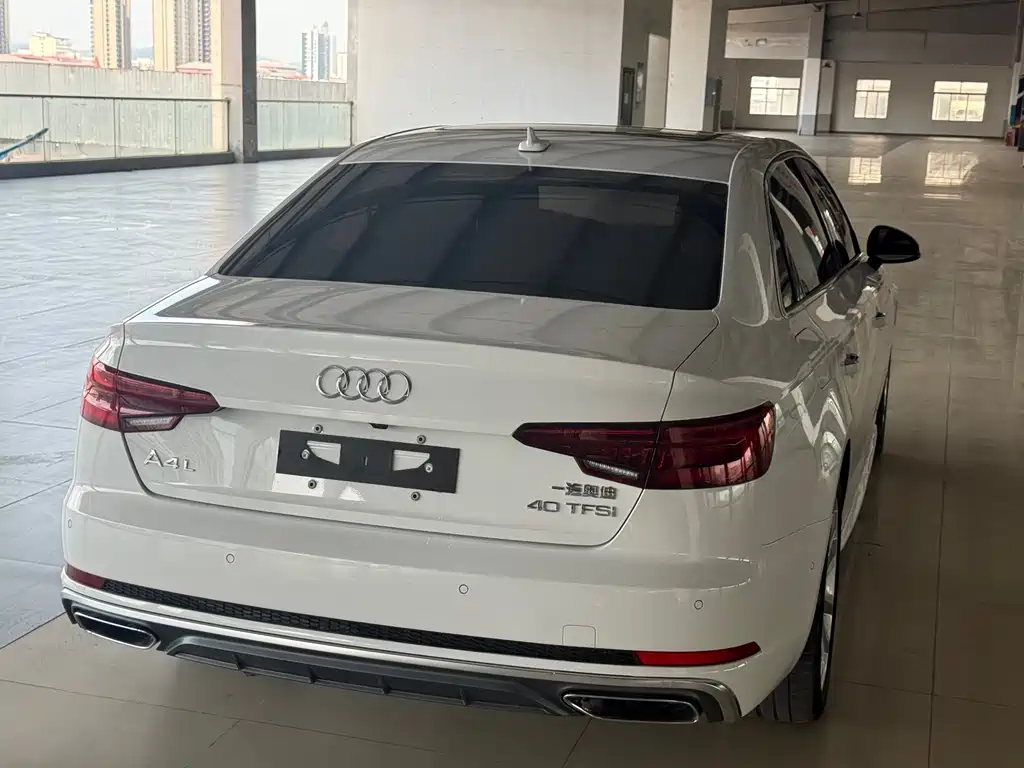 Audi A4L 2019 — фото 4