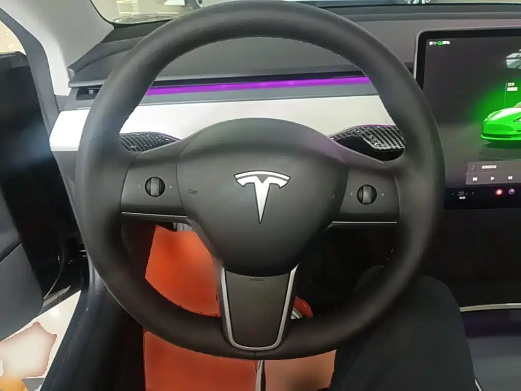 Tesla Model 3 2022 — фото 11