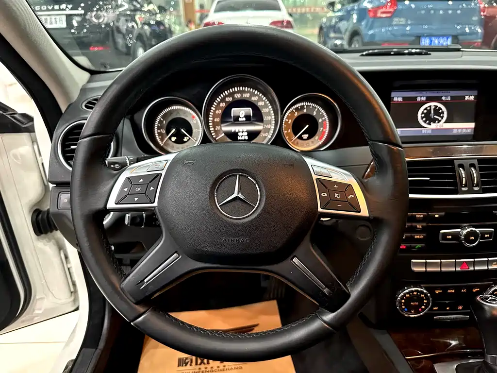 Mercedes-Benz C-Class 2013 — фото 9