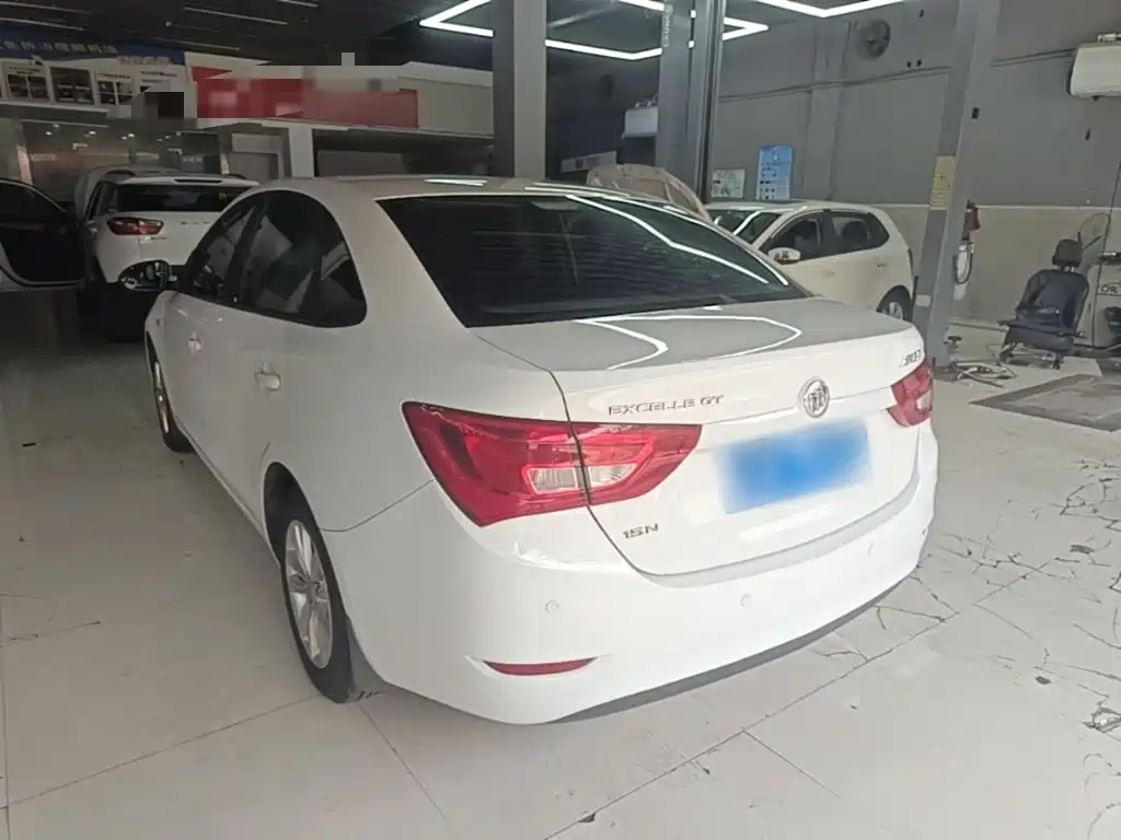 Buick Excelle 2016
