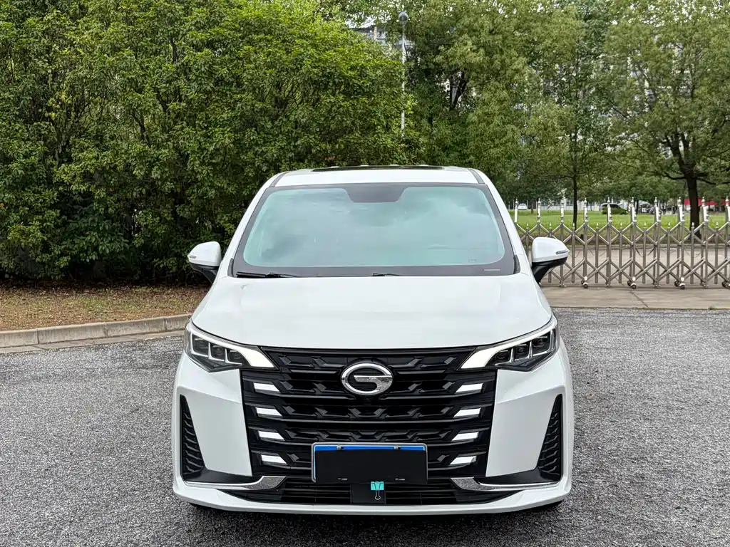 GAC Trumpchi M6 2022 — фото 2