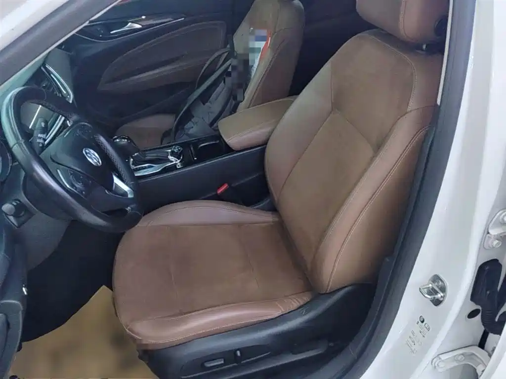Buick Regal 2020 — фото 15