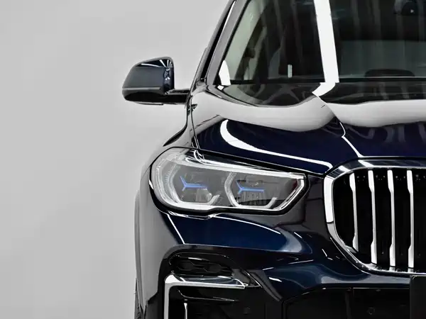 BMW X5 2023