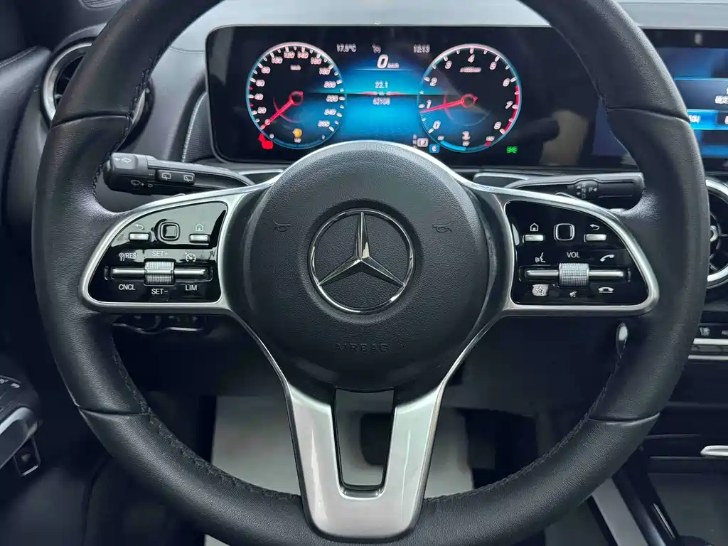 Mercedes-Benz GLB 2020 — фото 18