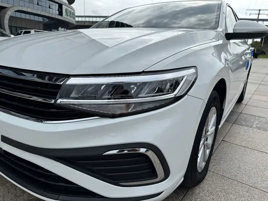 Volkswagen Bora 2024
