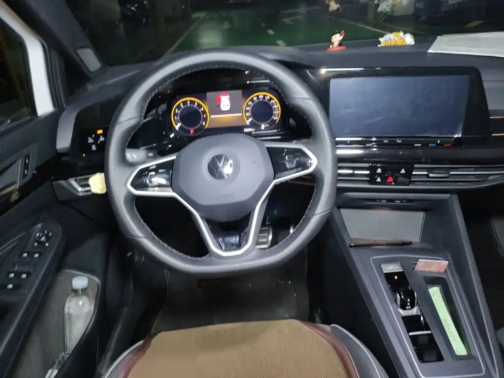 Volkswagen Golf 2022