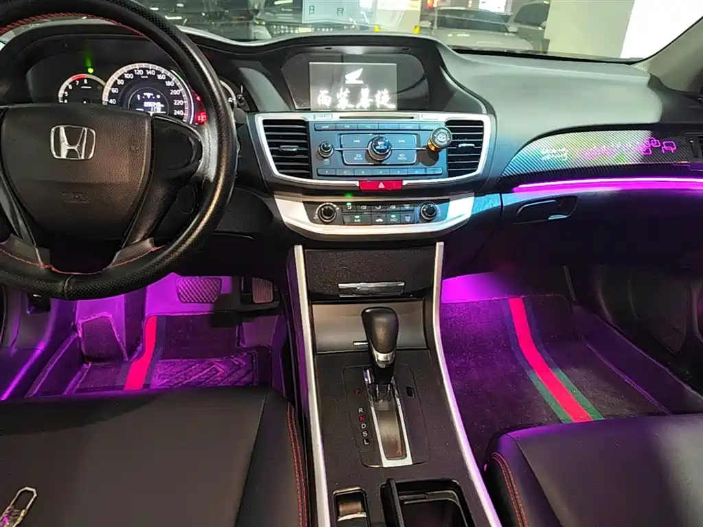 Honda Accord 2016 — фото 14