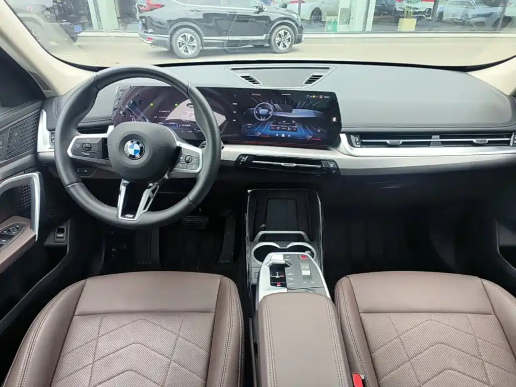BMW X1 2025 — фото 10