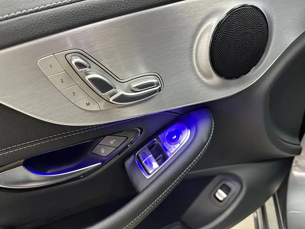 Mercedes-Benz C-Class 2020 — фото 5
