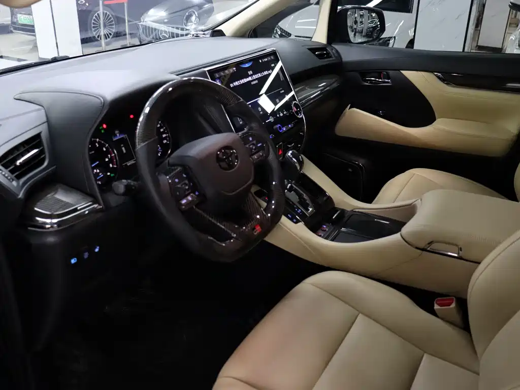 Toyota Alphard 2017