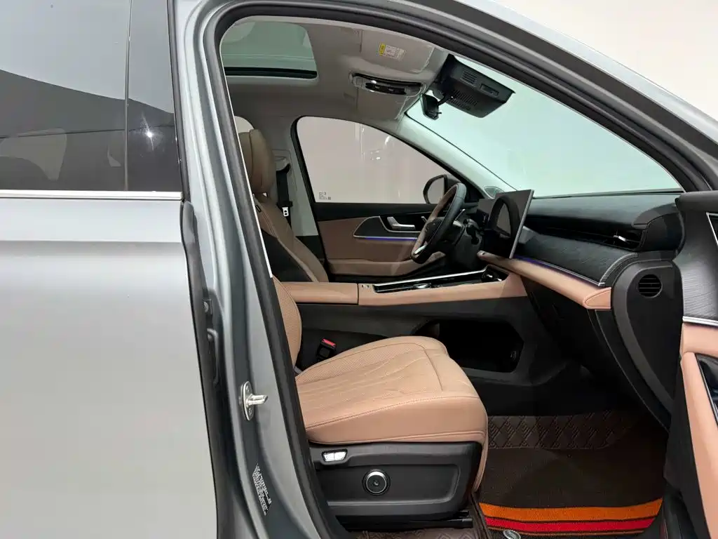 Chery Tiggo 8L 2025 — фото 18