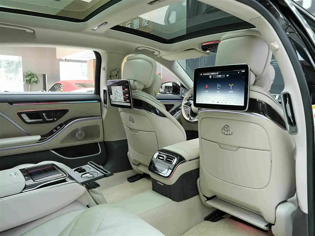 Mercedes-Benz Maybach S-Class 2025 — фото 15