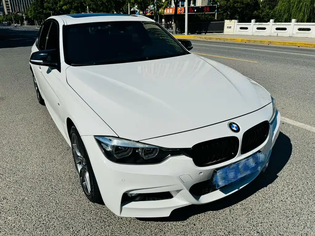 BMW 3 Series 2018 — фото 3