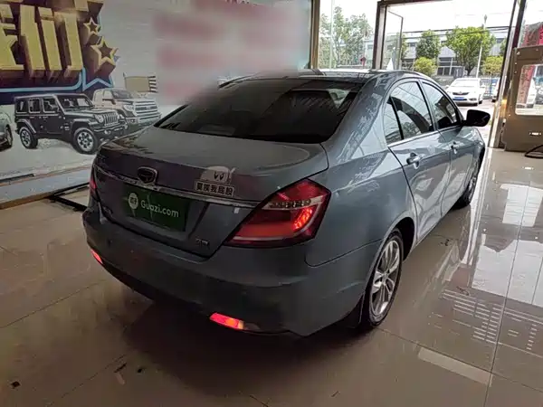 Geely Emgrand 2015