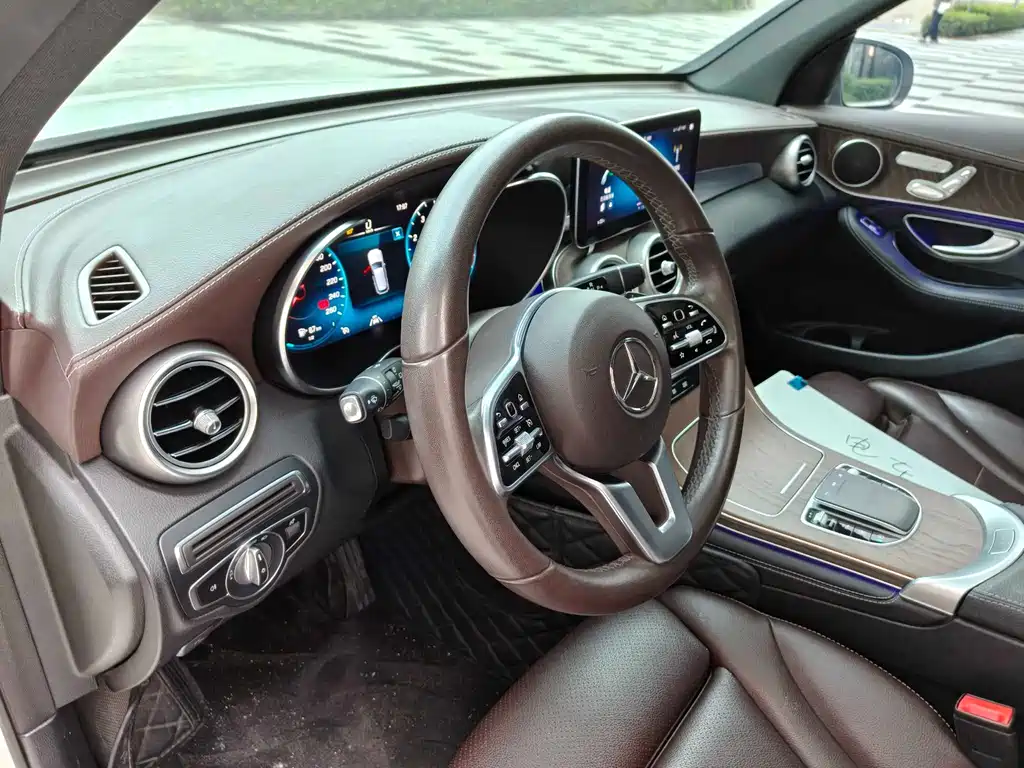 Mercedes-Benz GLC 2020 — фото 6