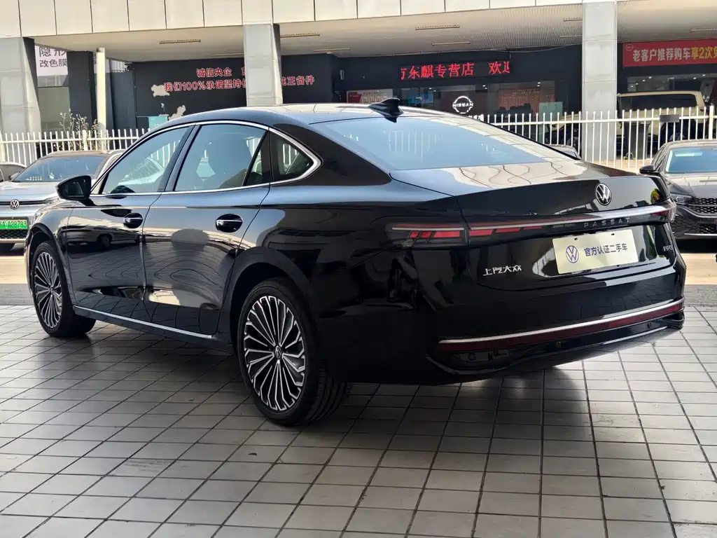 Volkswagen Passat 2024