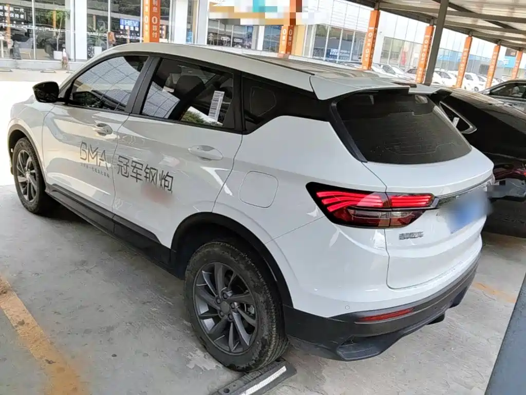 Geely Binyue 2025