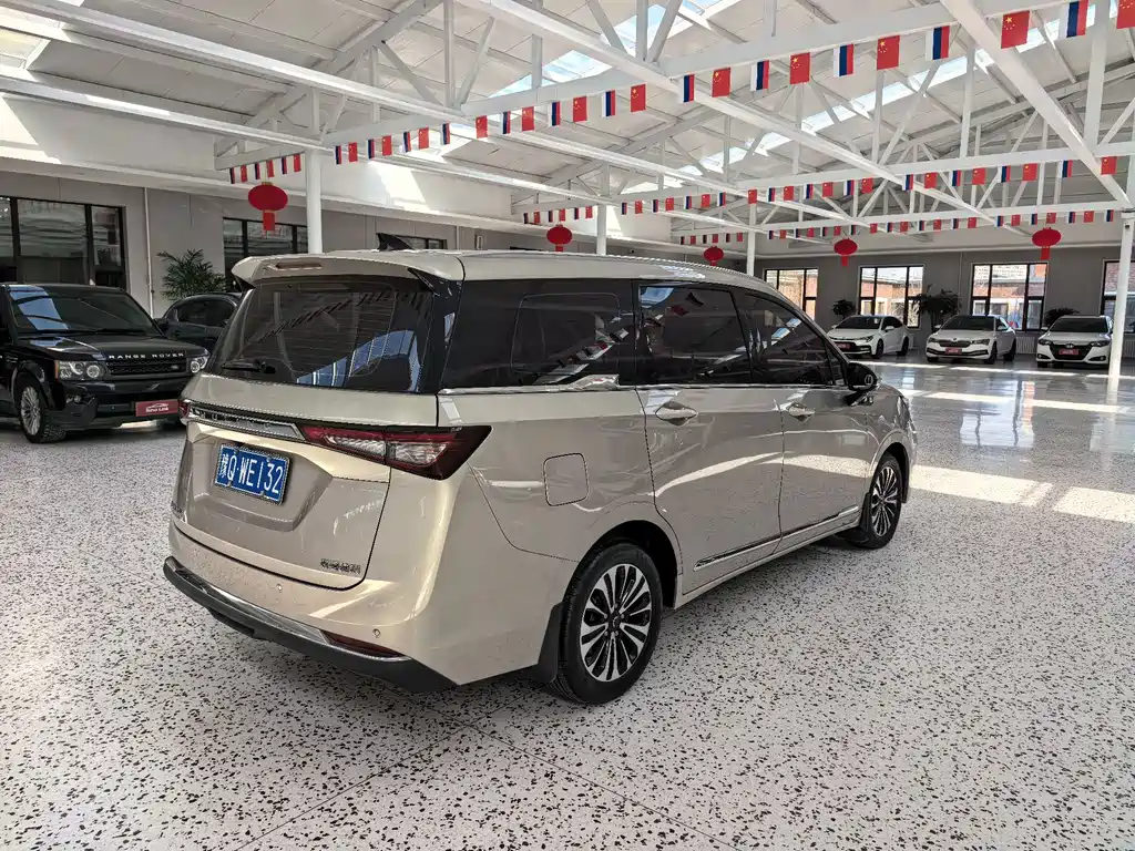 Wuling Jiachen 2022