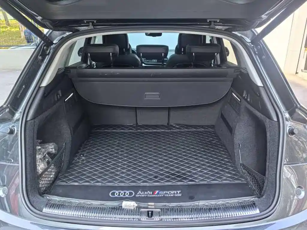 Audi Q5L 2023 — фото 6