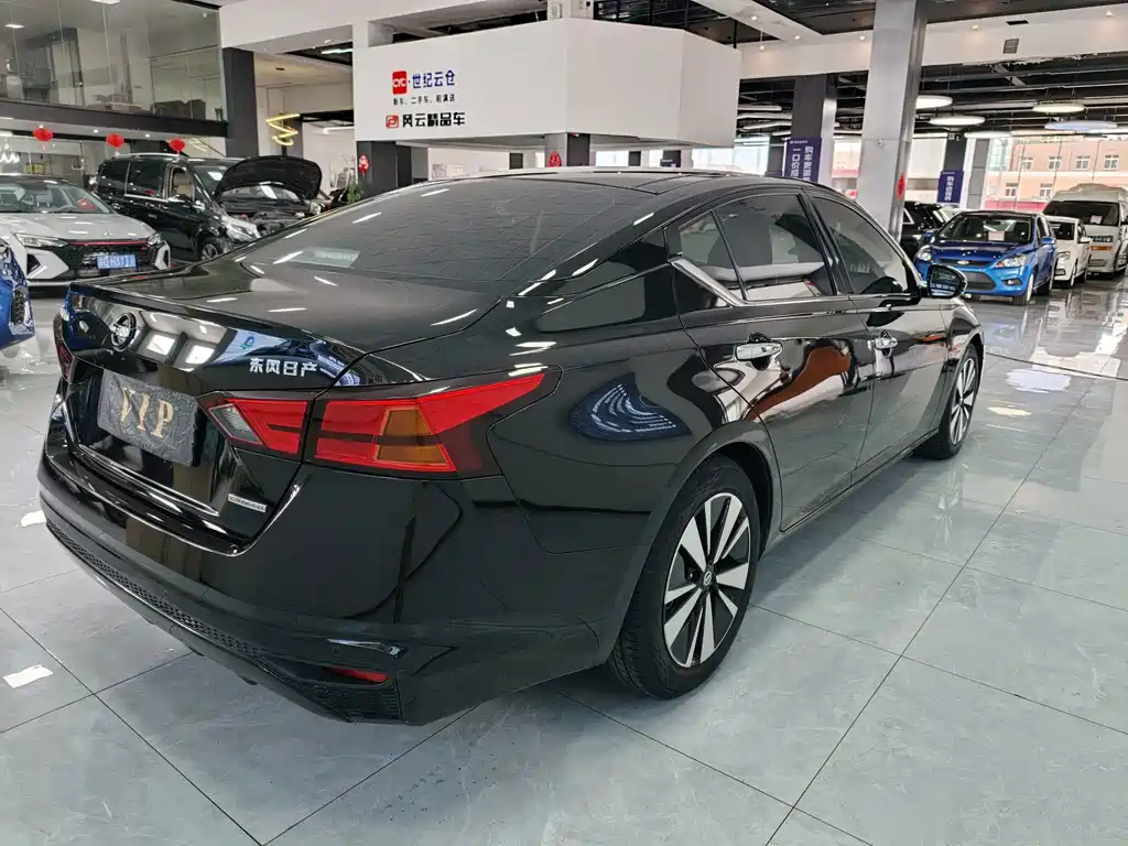 Nissan Teana 2021 — фото 17