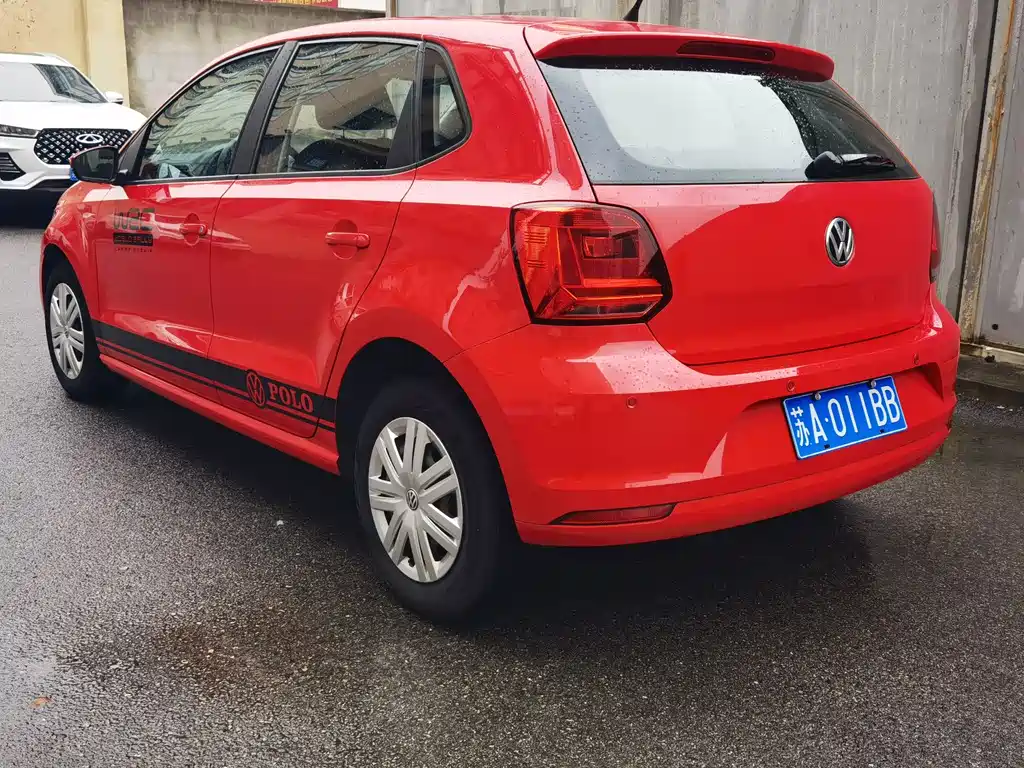 Volkswagen Polo 2016 — фото 10