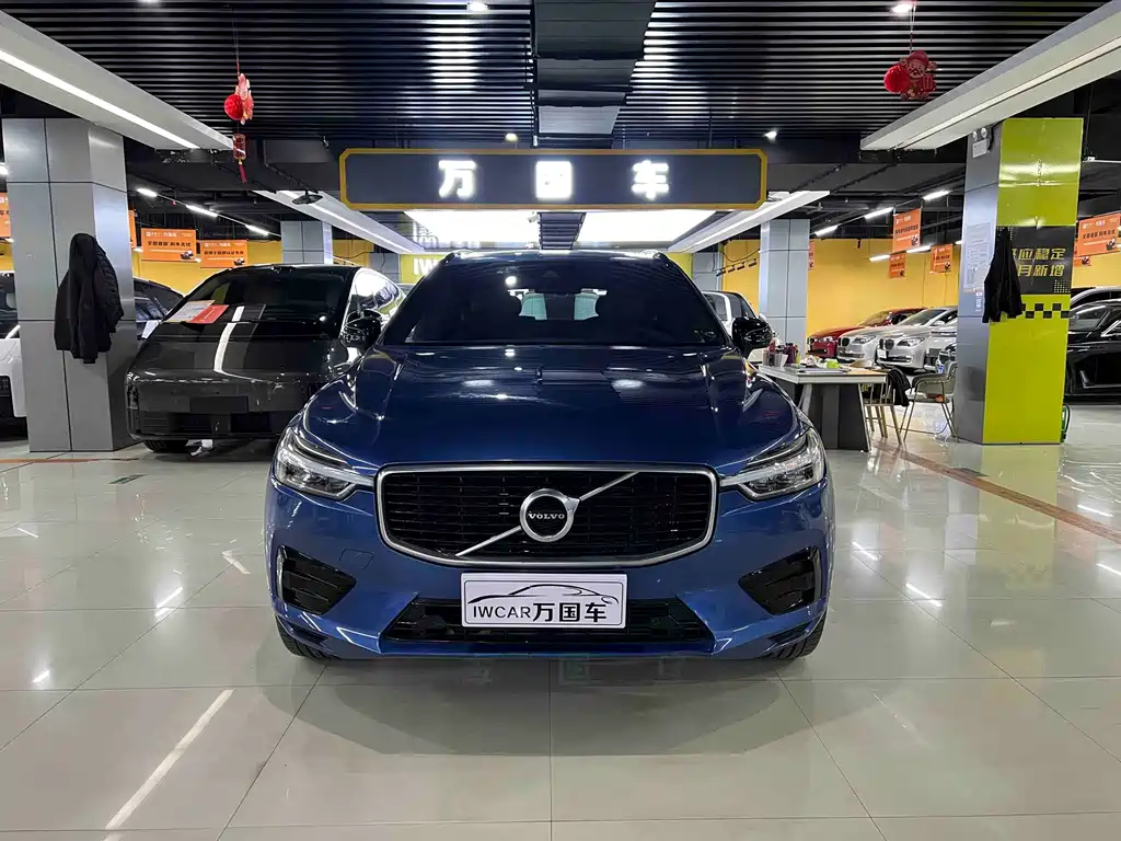 Volvo XC60 2020 — фото 1