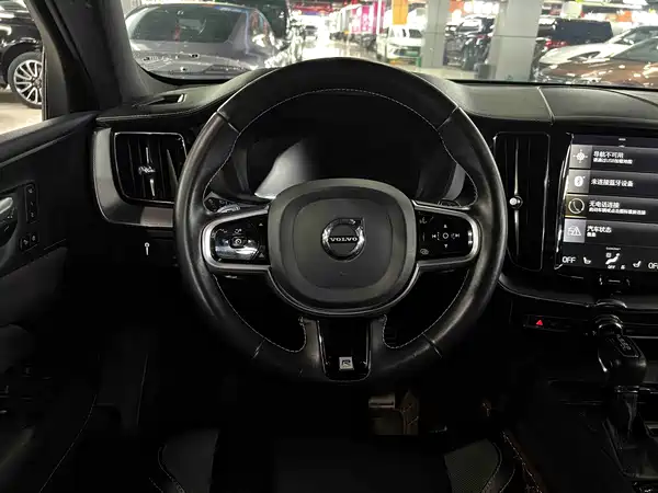 Volvo XC60 2020