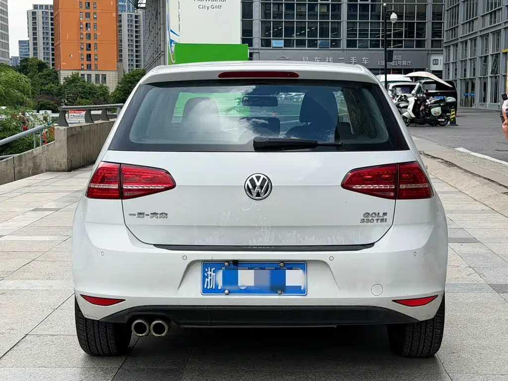 Volkswagen Golf 2016
