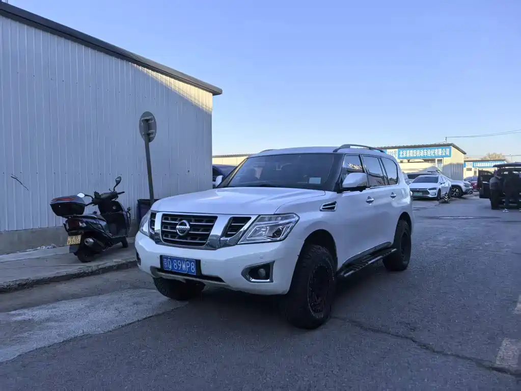 Nissan Patrol 2018 — фото 1