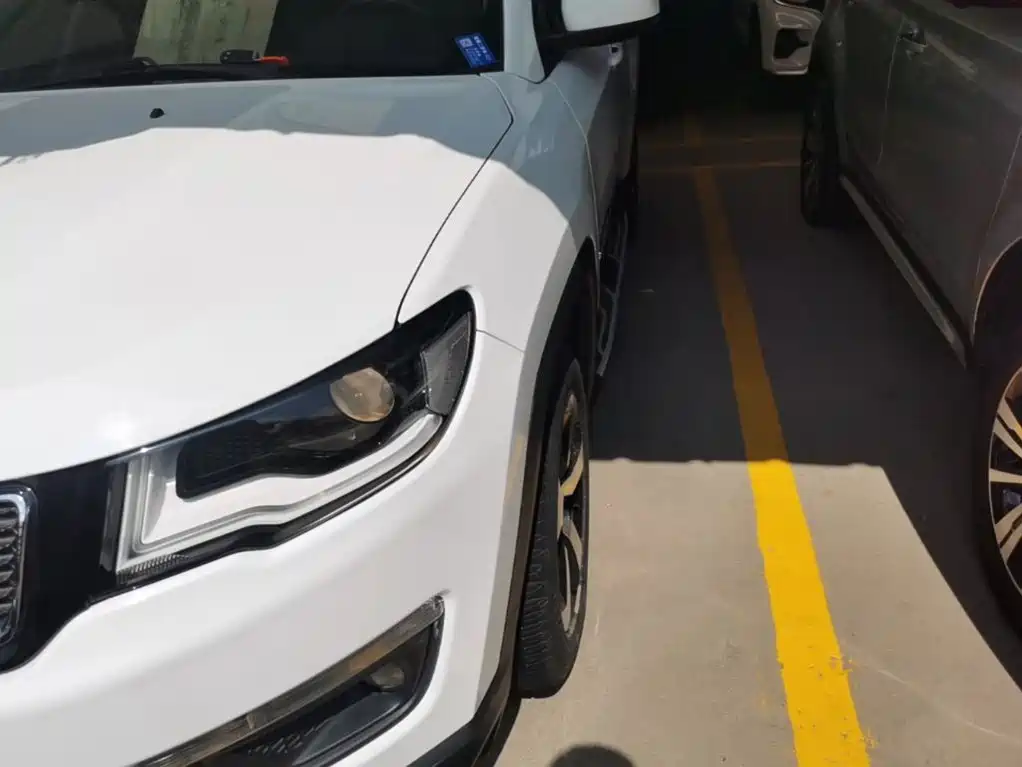 Jeep Compass 2019 — фото 24