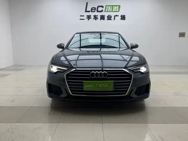 Audi A6L 2022