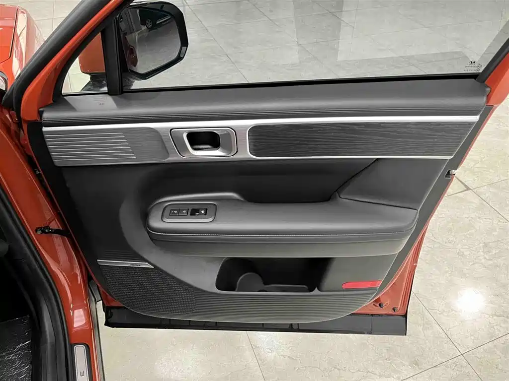 Hyundai Santa Fe 2024 — фото 13