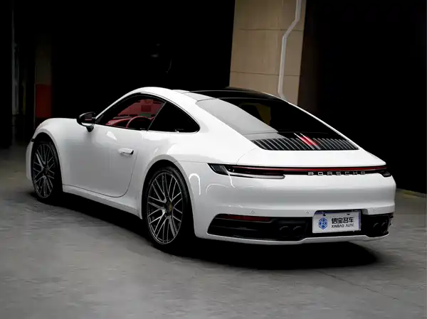 Porsche 911 2020