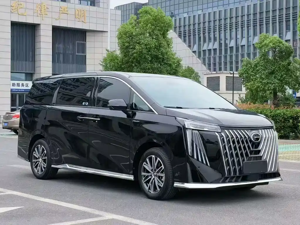 GAC Motor Trumpchi M8 2025 — фото 3
