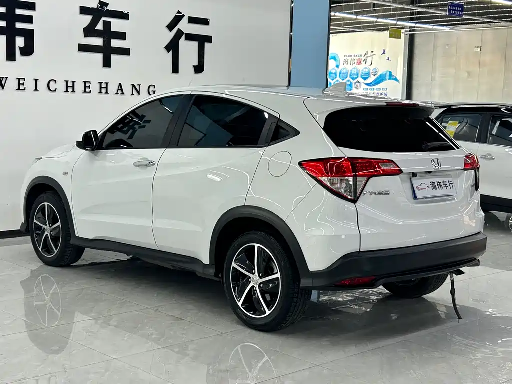 Honda Vezel 2022 — фото 14